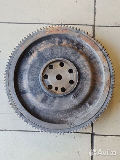 Маховик диск сцепления Kia Magentis 2001г