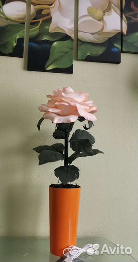 Ростовые цветы, светильники из изолона