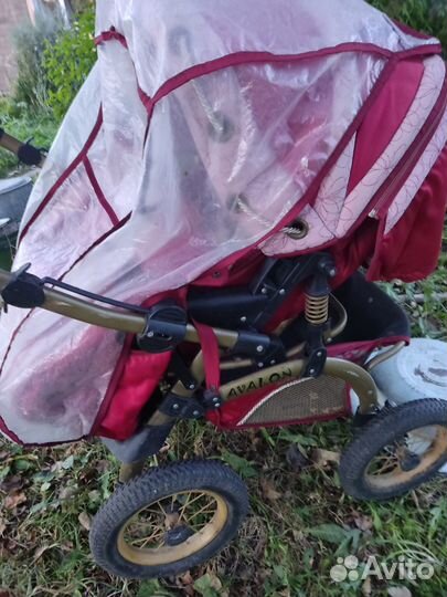 Коляска и стульчик для кормления