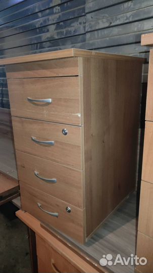 Тумба офисная с ящиками