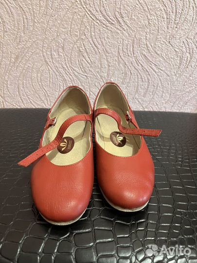 Туфли для девочки