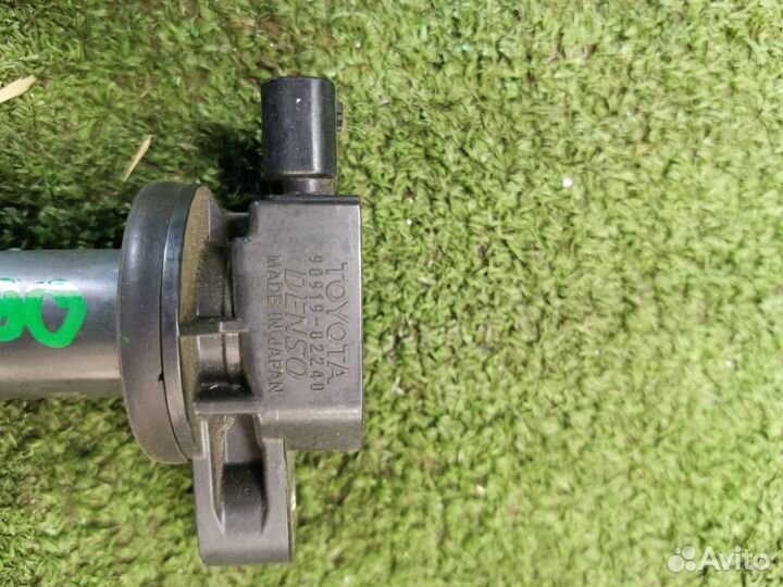 Катушка зажигания Toyota Vitz SCP90