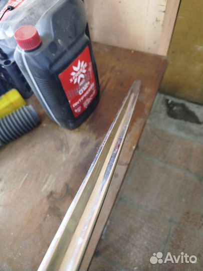 Сабля багажника w124 рестайлинг