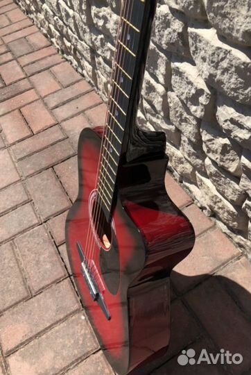 Акустическая гитара новая