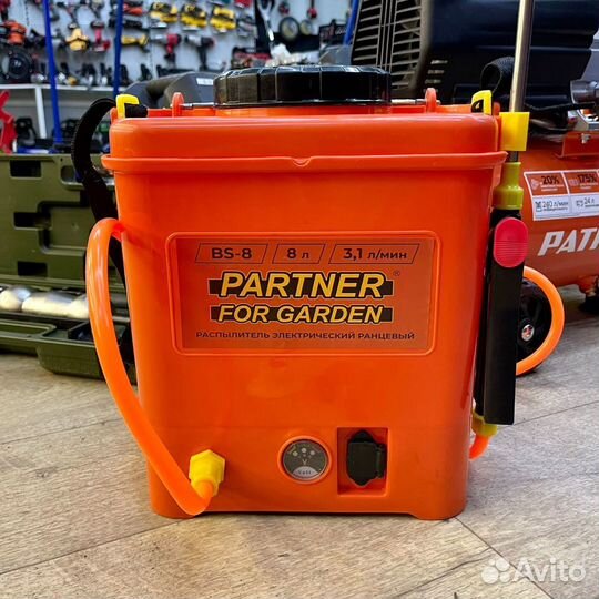 Ранцевый аккум. распылитель Partner BS-8