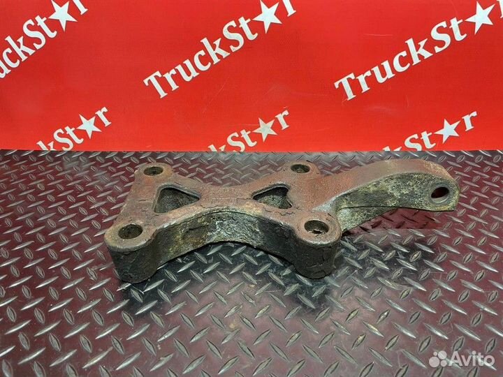 Кронштейн заднего амортизатора левый