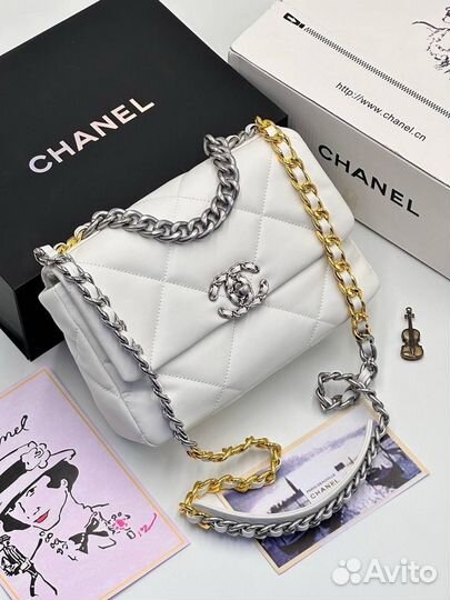 Женские сумки Chanel