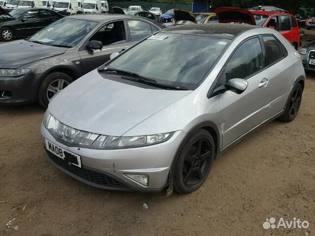 Разбирается honda Civic 5D 2006-2012
