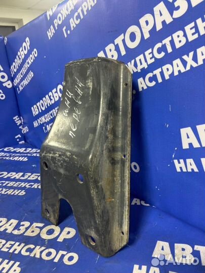 Кронштейн амортизатора передней оси. Scania