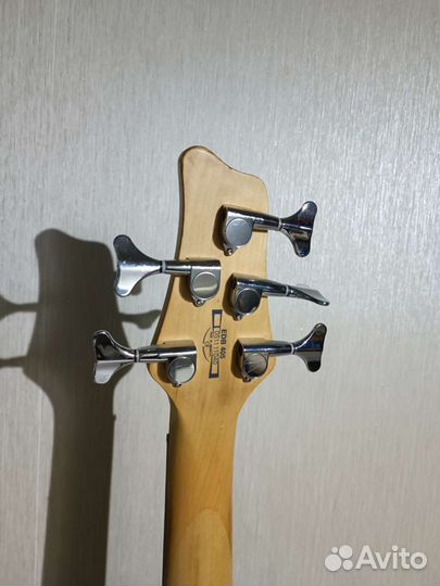 Бас гитара Ibanez ergodyne edb 405 пятиструнная