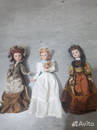 Кукла фарфоровая коллекционная