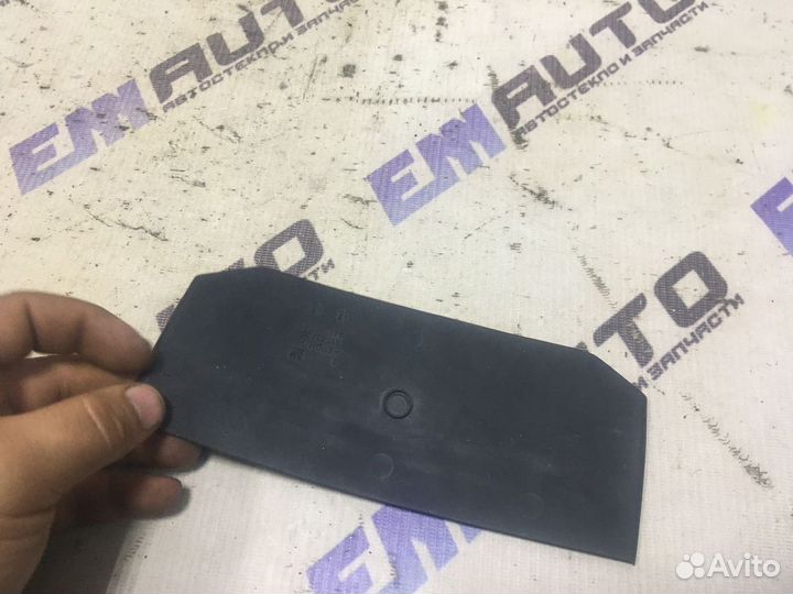 Коврик центральной консоли Опель Вектра Ц