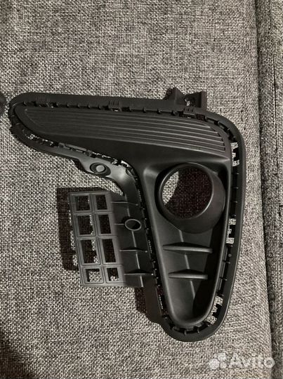 Оправа птф на KIA RIO 4 комплект. Новые