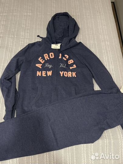 Спортивный костюм женский