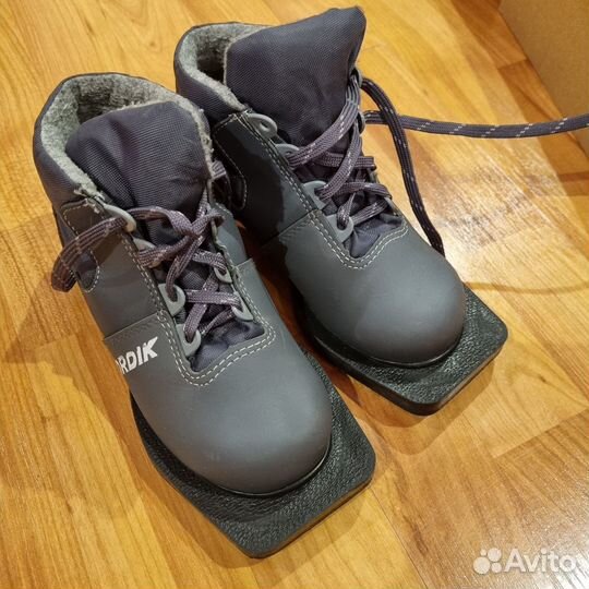 Лыжные ботинки 30 размер