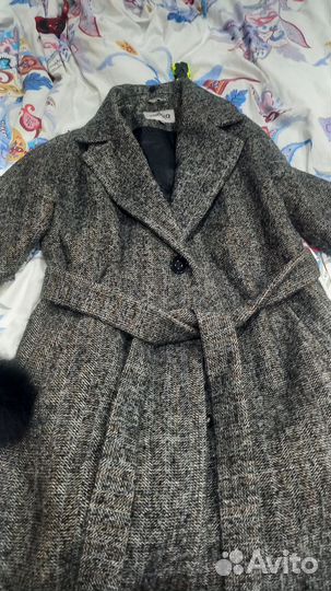Пальто зимнее шерсть с мехом
