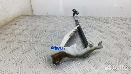 Петля капота subaru impreza 3 (KMA03D502)