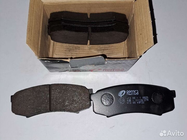 Колодки дисковые зад Toyota Land Cruiser 41300