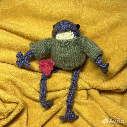 Вязанная лягушка/жабка