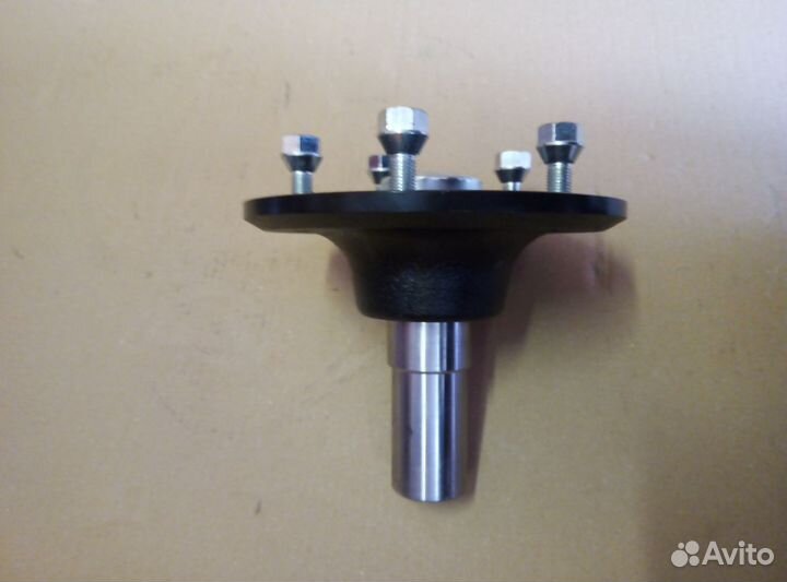 Ступица в сборе с цапфой FNK14(139.7x5) для прицеп