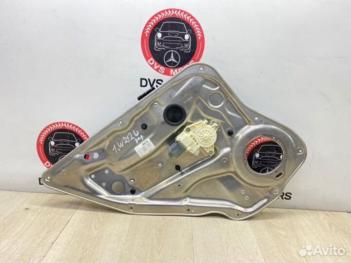 Стеклоподъемник двери задний левый Mercedes E