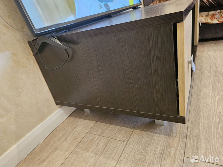 Тумба под телевизор бу