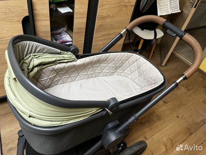 Коляска Happy Baby mommer PRO 2 в 1