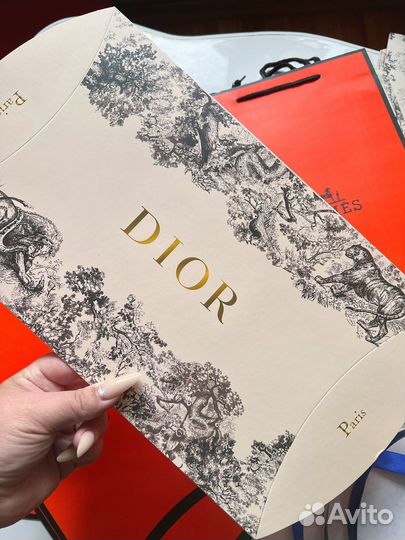 Брендовые пакеты, коробки