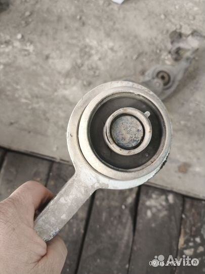 Передние рычаги