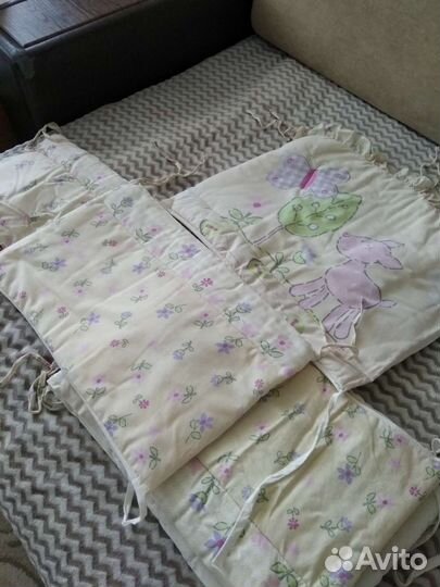 Бортики в детскую кроватку