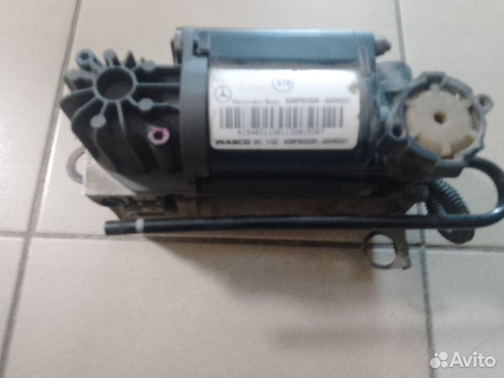 Компрессор пневмоподвески Мерседес 2113200304