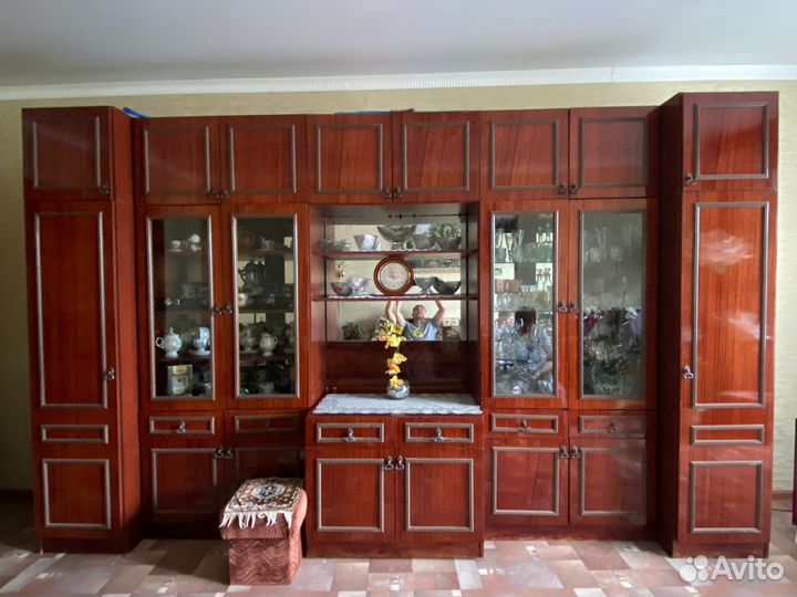 Румынская стенка