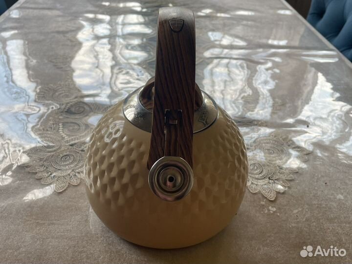 Чайник со свистком