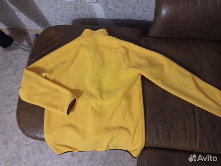 Желтый флисовый джемпер (кофта)