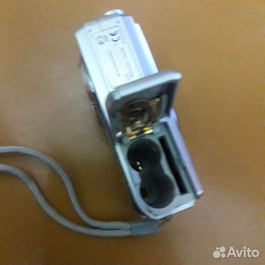 Фотоаппарат цифровой