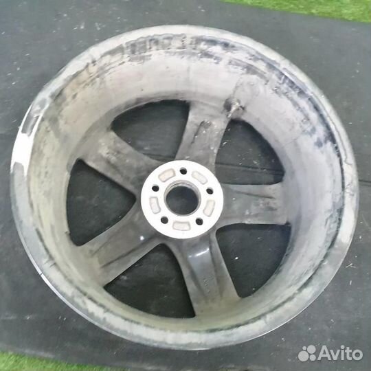 Диск литой Вольво хс60 2 (2017-2021)