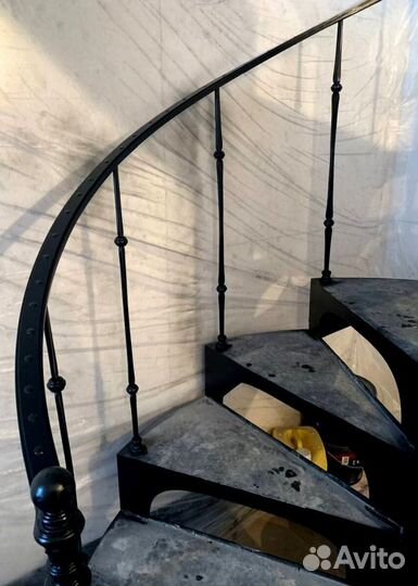 Лестница на монокосоуре