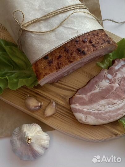 Грудинка свиная копченая