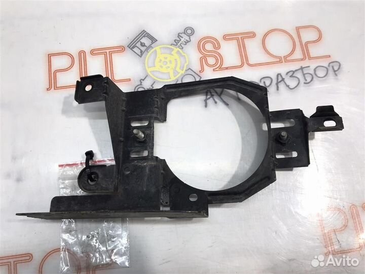 Крепление птф левое Nissan Teana (J31) 2003 - 2005