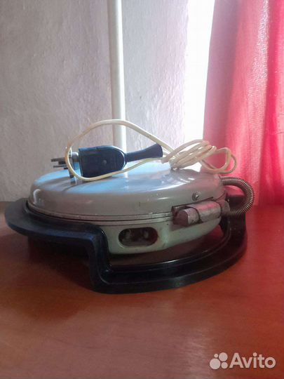 Вафельница СССР электрическая