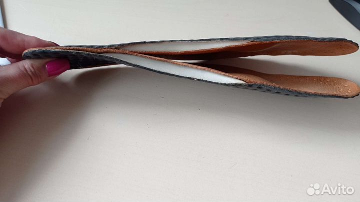 Ортопедические стельки, подпяточники Tacco