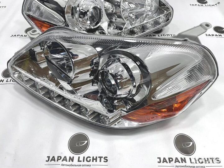 Фары линзовые передние Toyota Mark 2 110 1 Модель