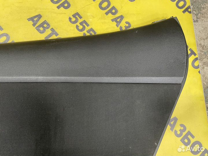 Обшивки двери задней правой Kia Rio 3