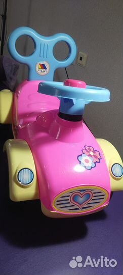 Машинка каталка 