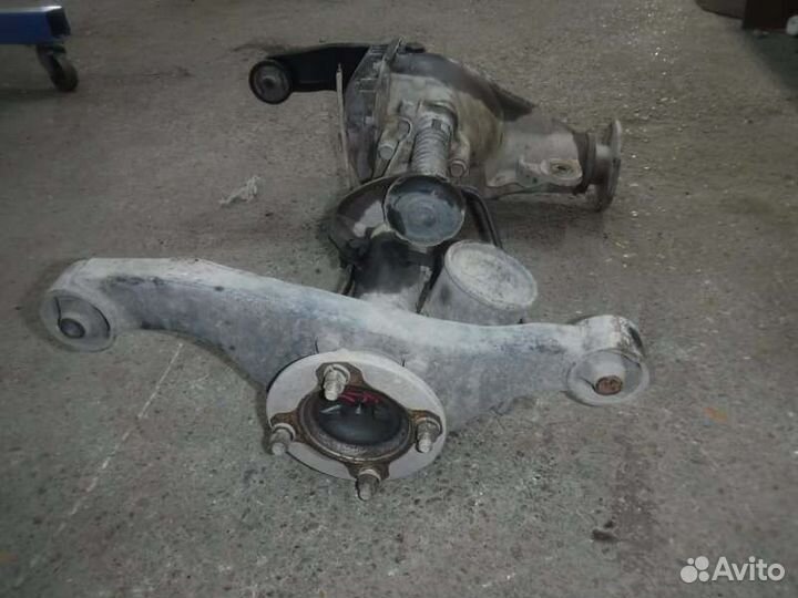 Редуктор передний Mitsubishi Pajero 3 6G74 2001