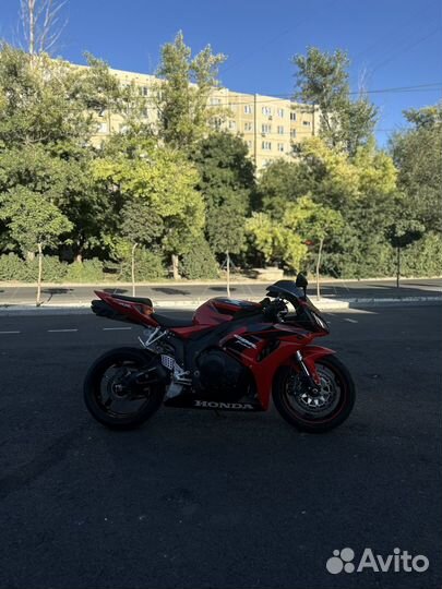 Honda cbr 1000rr Fireblade