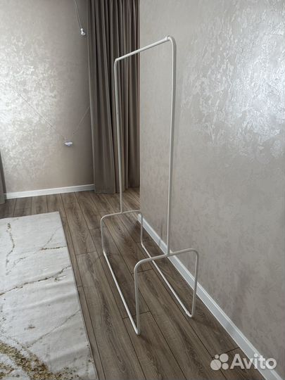 Вешалка напольная