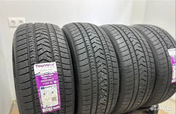 Tourador Winter Pro TSU1 285/45 R21 113V