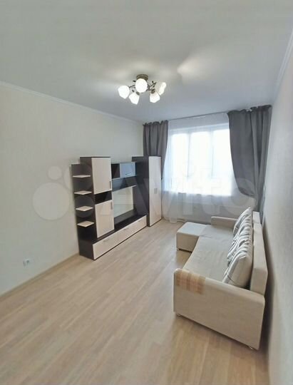 1-к. квартира, 35 м², 9/17 эт.