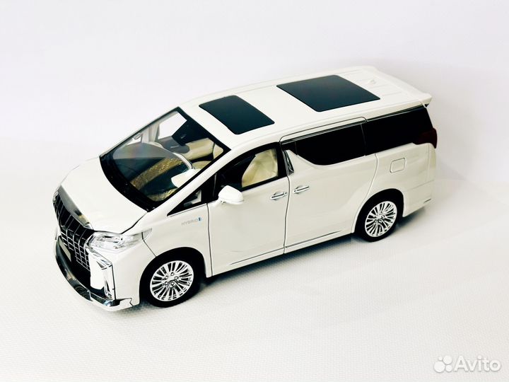 Машинка игрушка Toyota Alphard металлическая